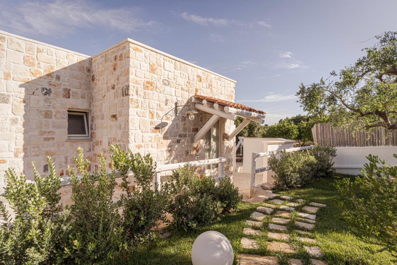 Relais Il Trullo Della Rupe Hotel Ostuni Exterior photo