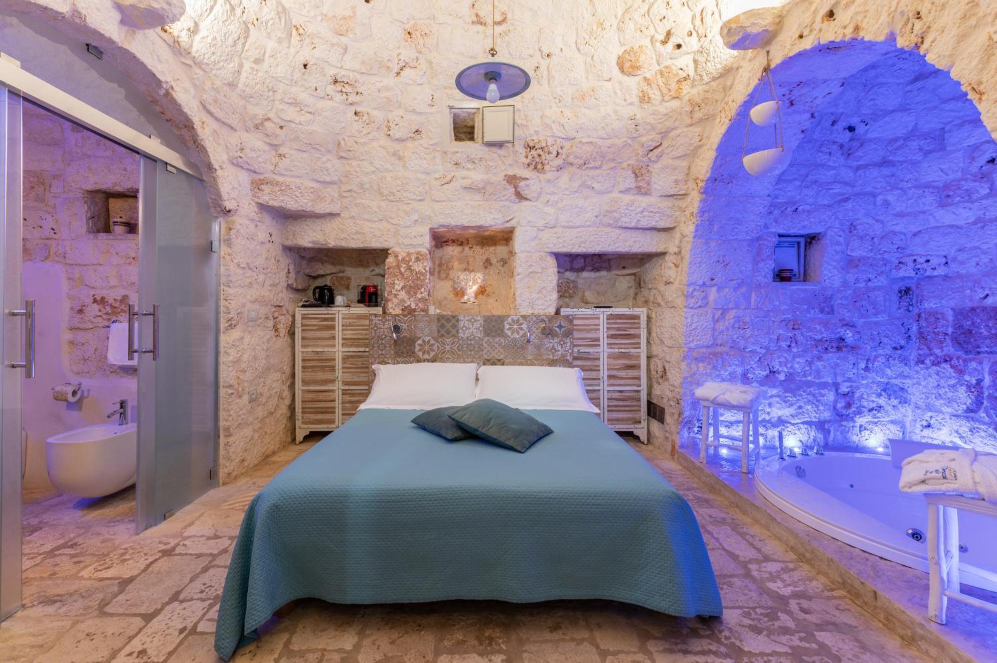 Relais Il Trullo Della Rupe Hotel Ostuni Exterior photo