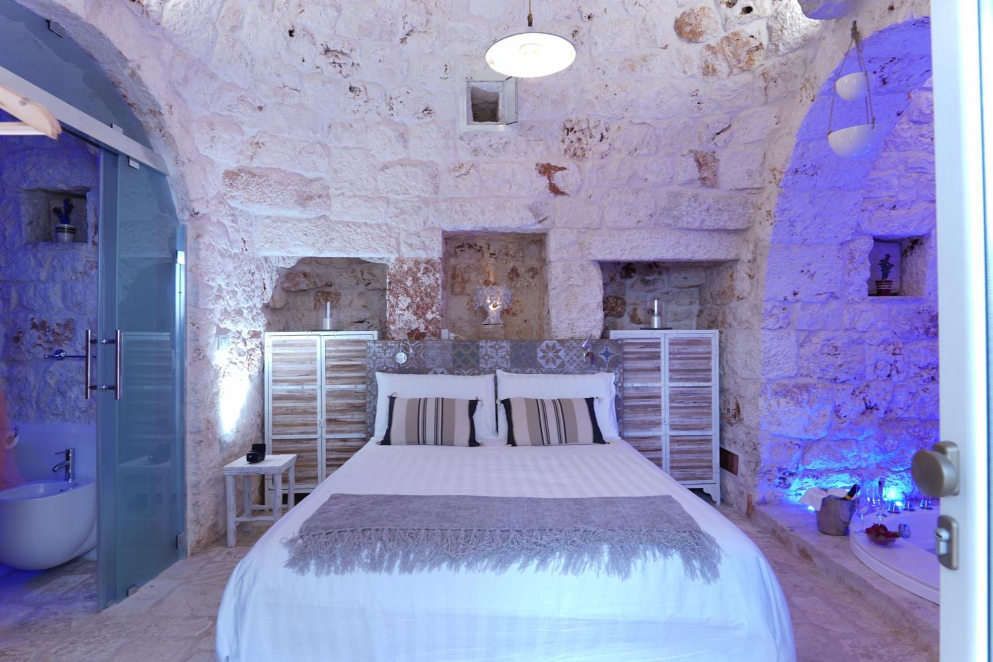 Relais Il Trullo Della Rupe Hotel Ostuni Exterior photo