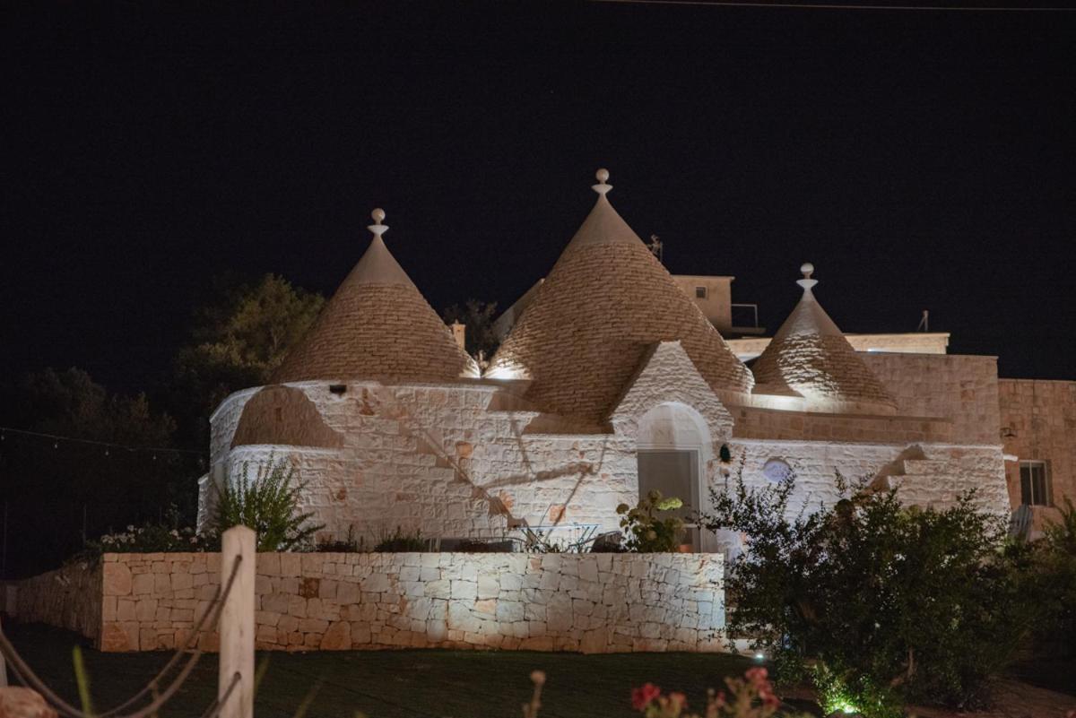 Relais Il Trullo Della Rupe Hotel Ostuni Exterior photo